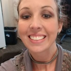 Meet your Posher, Elizabeth